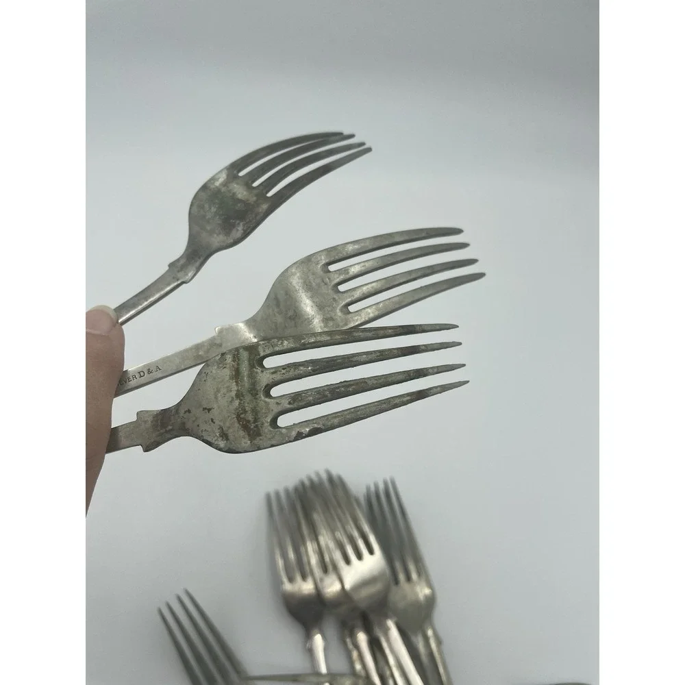 Vtg Silvera Nevada Silver Fiddle Tipped Pattern Lot of‎ 13  Silverplate Forks